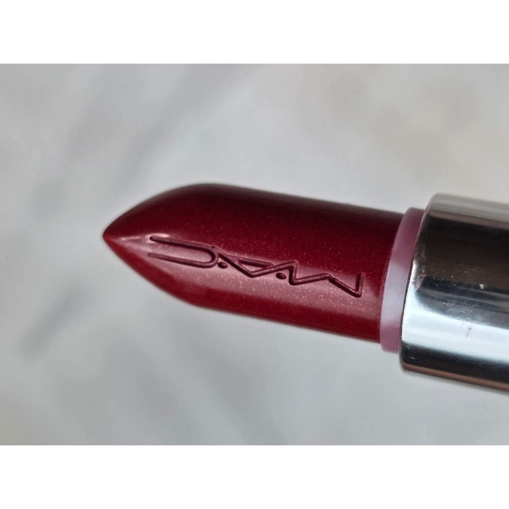 MAC Lustreglass Lipstick 545 Glossed and Found Sheer Shine Red Shimmer W1 - Picture 11 of 16